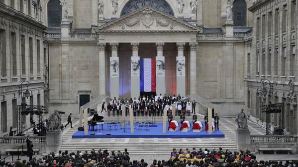 L'hommage de l'Éducation nationale